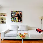 Comfy Apartment For 2 In Gare Du Nord