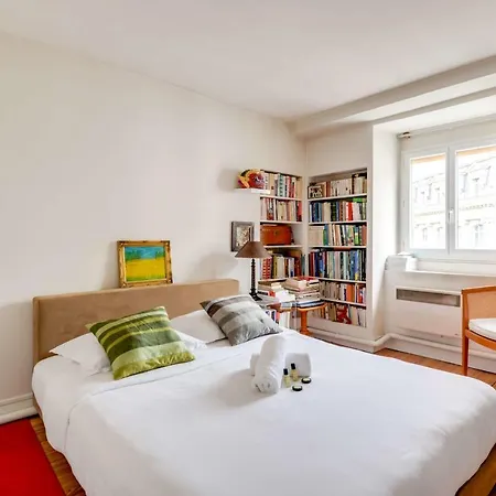 Comfy For 2 In Gare Du Nord Apartment *